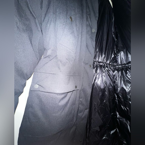 lululemon Waterproof 600-Down
Long Winter Parka/Coat, detachable hood, L, Black - Picture 7 of 16